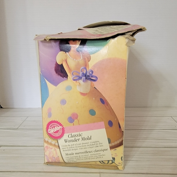 Classic Womder Mold Barbie Doll Cake Pan Wilton Pre-owned in good condition - Picture 2 of 9